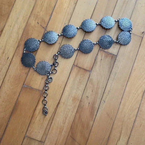 Y2k  concho metal disc belt - Picture 2 of 4